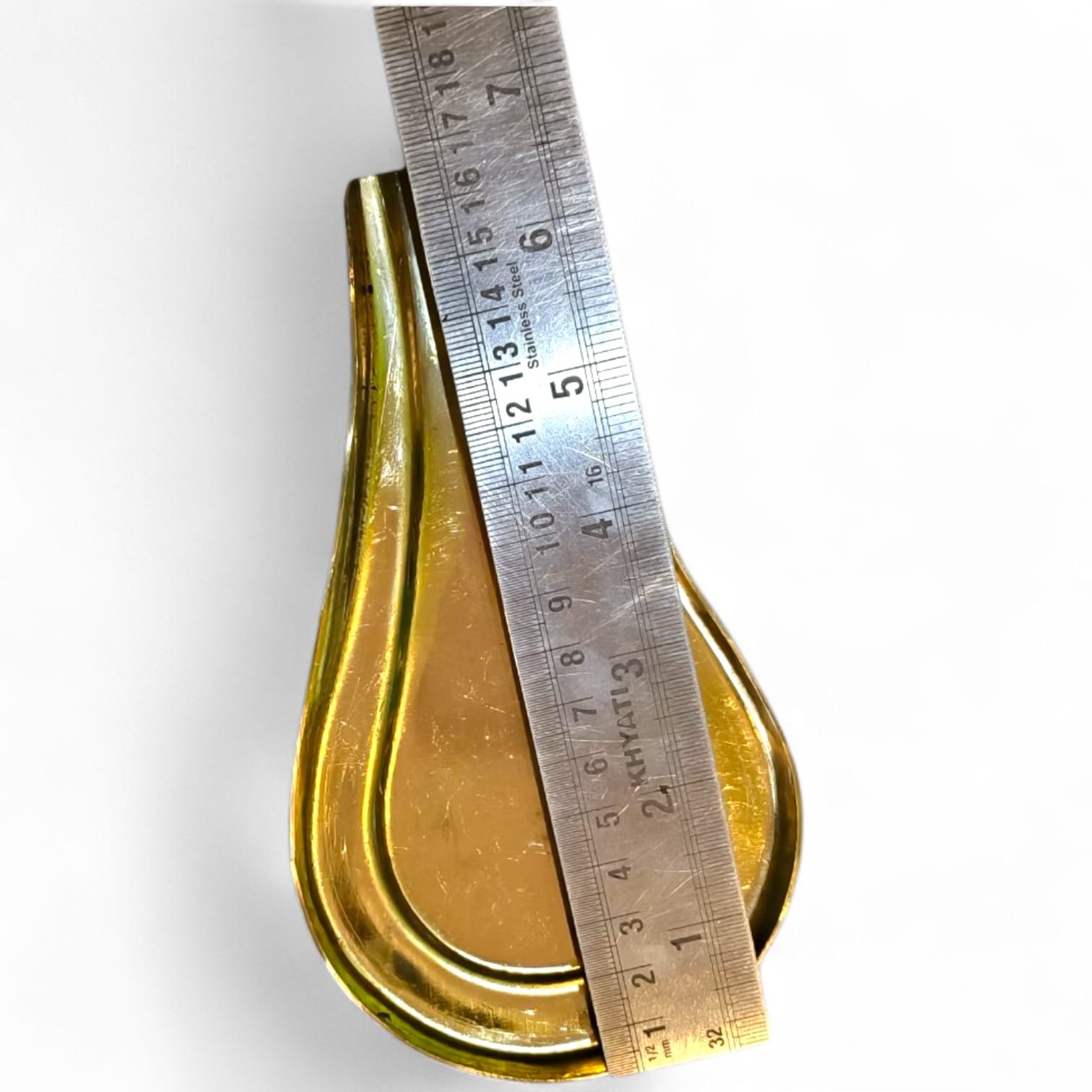 Portable Round Small Abhishek Patra Jaladhari (6.5 inch) –  यात्रा हेतु गोल लघु अभिषेक जळाधारी पात्र (6.5 इंच)